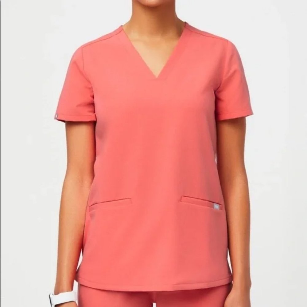 Figs Hot Coral Casma Three Pocket Scrub Top Small